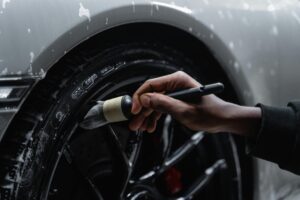 How to Make Tire Shine at Home Simple DIY Recipes